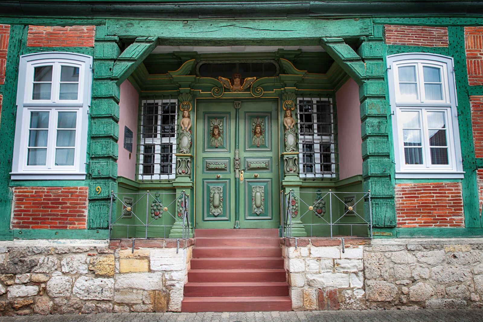Canon EOS 5D Mark II sample photo. Door, front door, painting photography