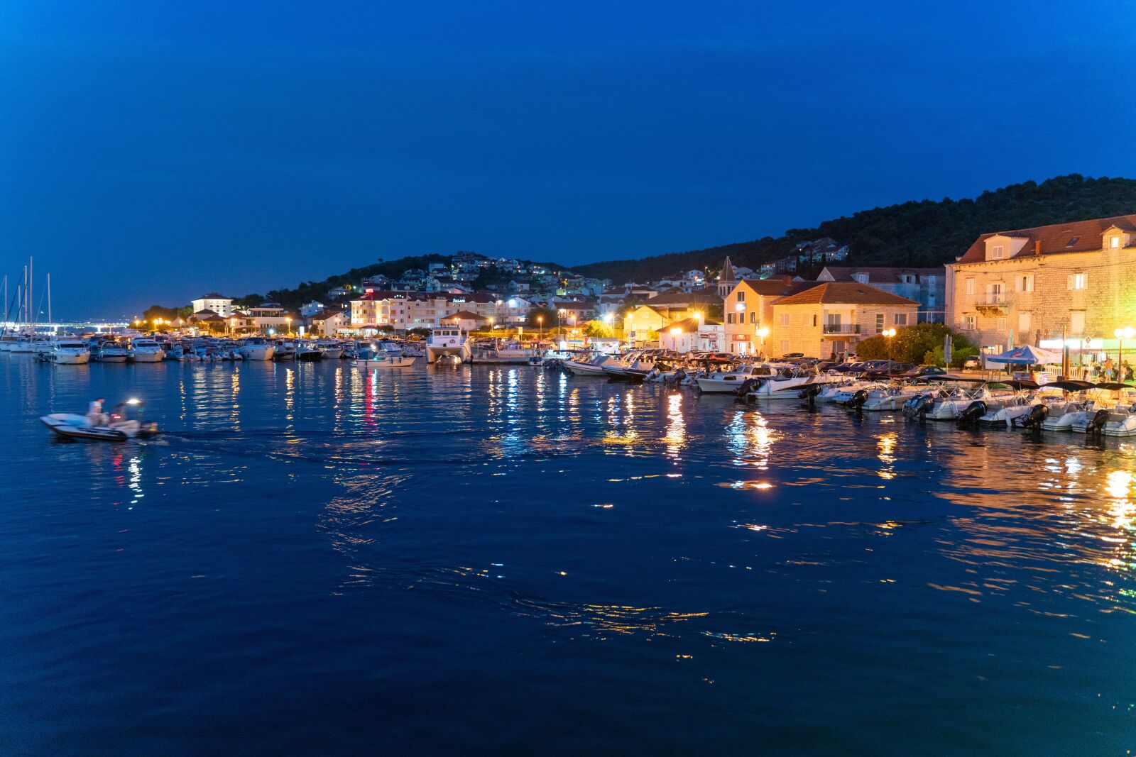 Tamron 28-75mm F2.8 Di III RXD sample photo. Port, water, night photography