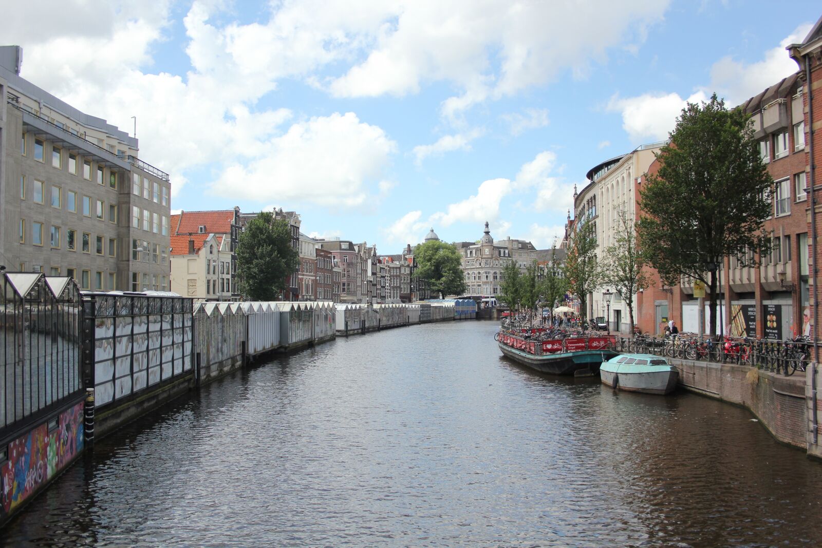 Canon EOS 550D (EOS Rebel T2i / EOS Kiss X4) sample photo. Amsterdam, travel, river photography