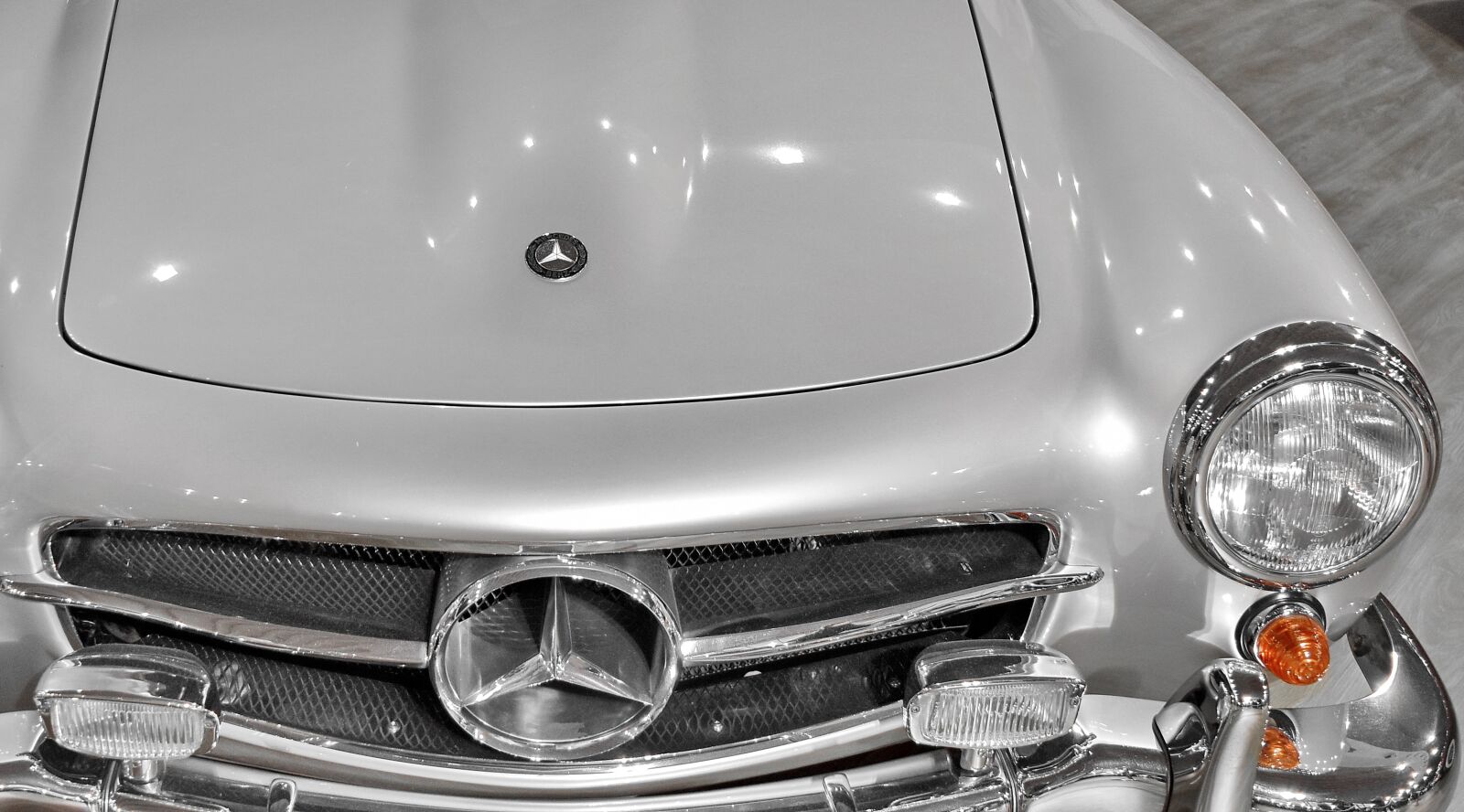 Nikon D5500 sample photo. Expensive, oldtimer, transportation, headlight photography