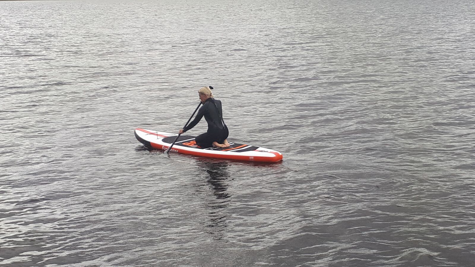 Samsung Galaxy A5(2017) sample photo. Board, water, paddle photography