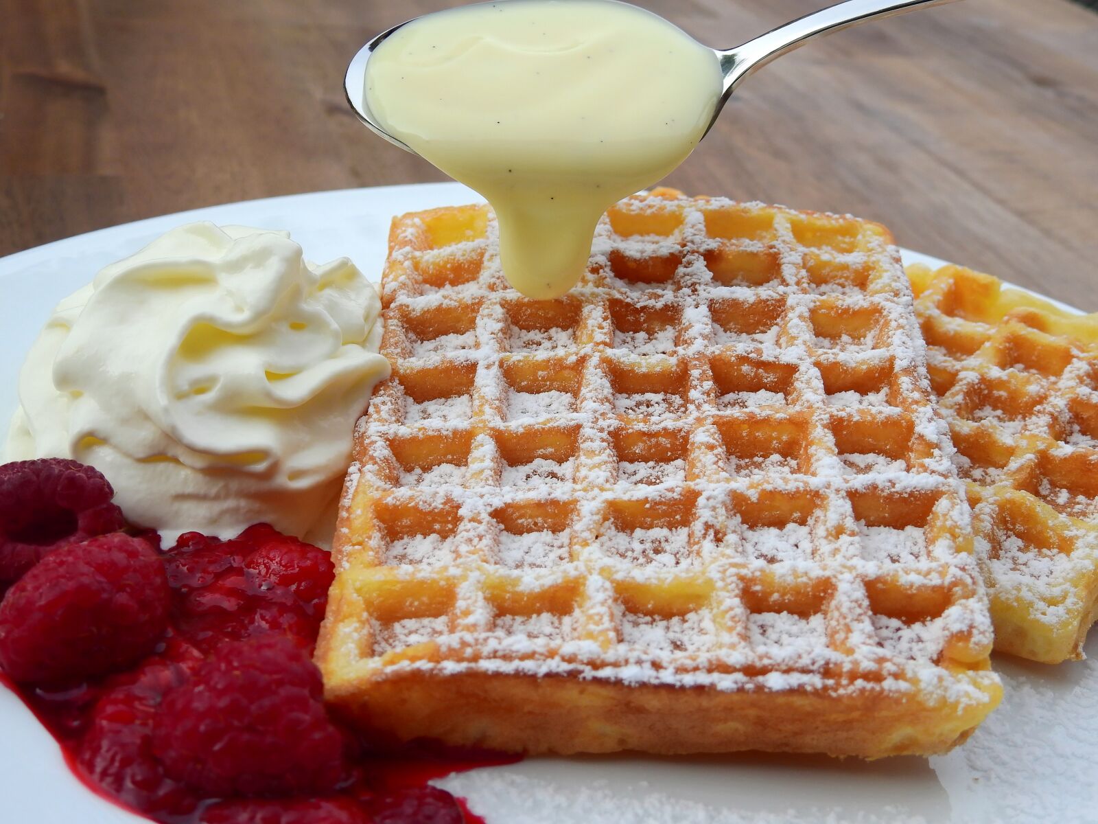 Nikon Coolpix P900 sample photo. Waffles, belgian, belgischewaffel photography