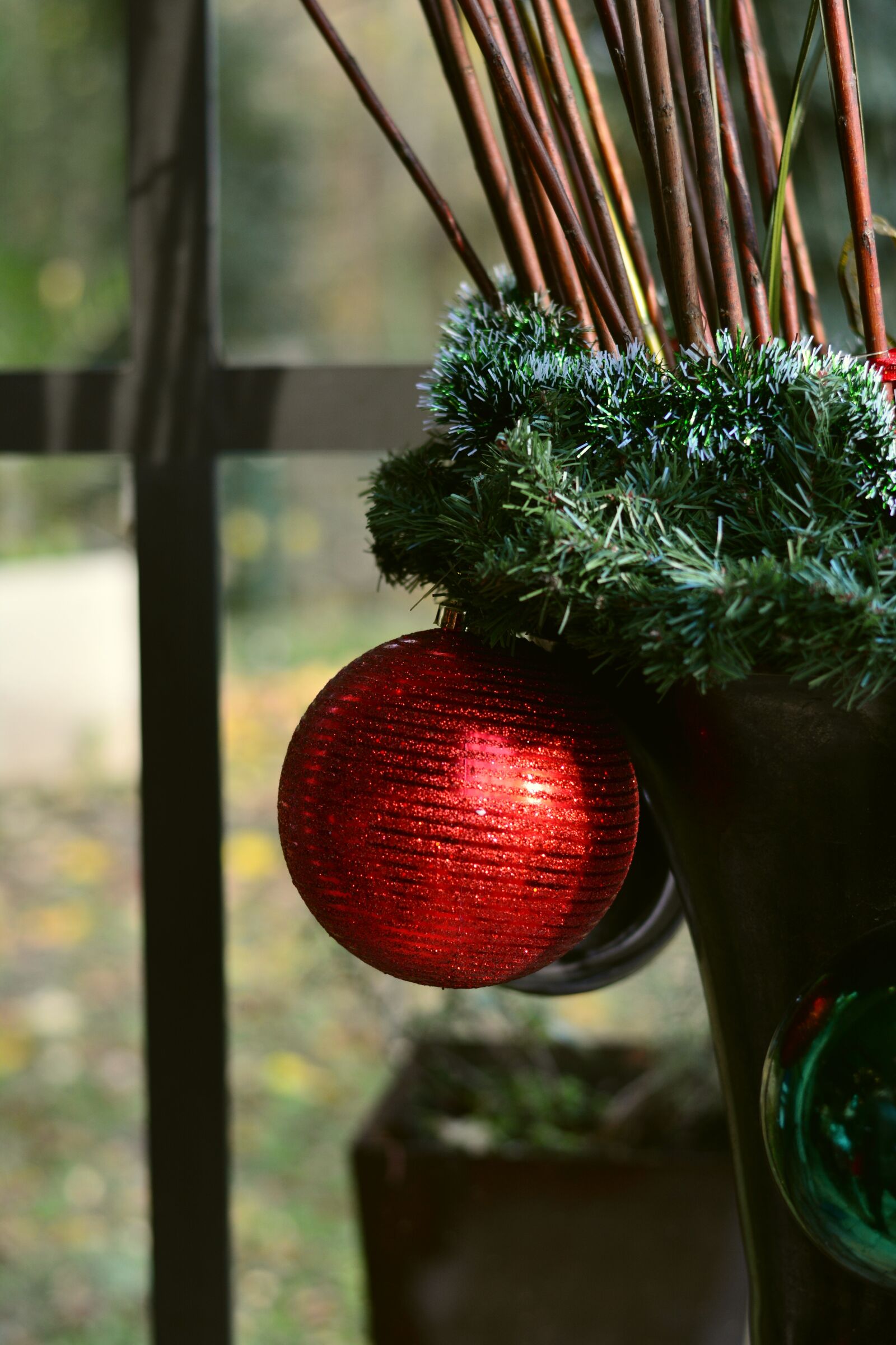 Nikon D5200 sample photo. Christmas bauble, christmas decoration photography