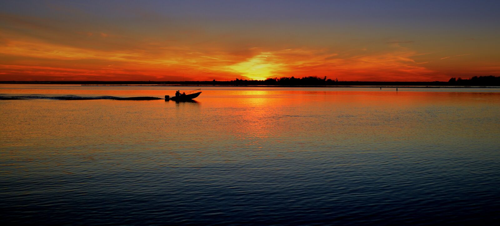 Nikon D3200 sample photo. Boater, boat, water photography