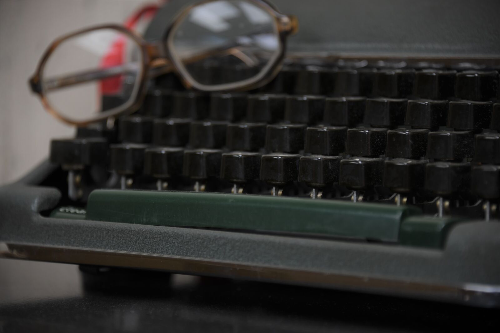 Nikon D850 sample photo. Typewriter, office, old photography