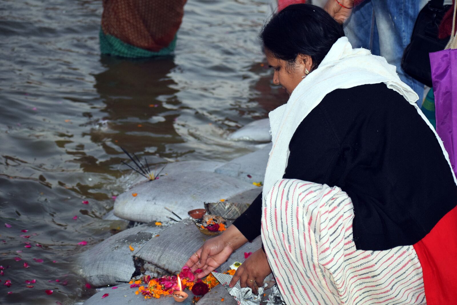 Nikon D3300 sample photo. Sacred river, ganges, puja photography