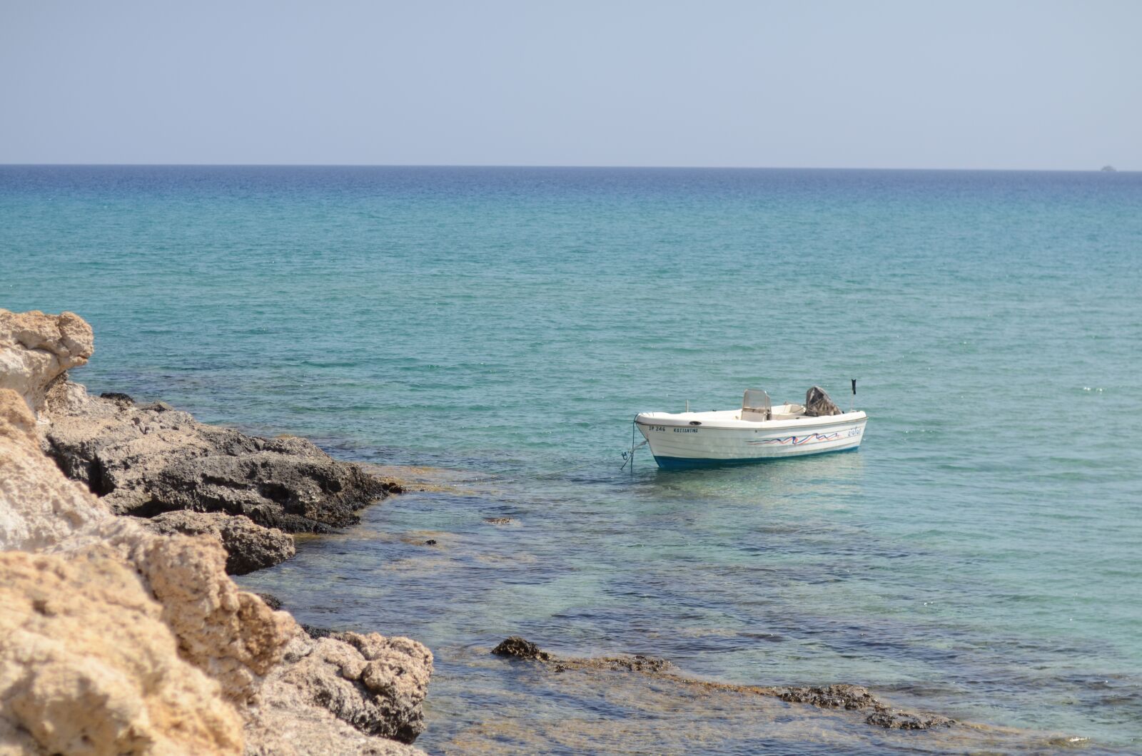 Nikon D7000 sample photo. Sea, boat, clear water photography