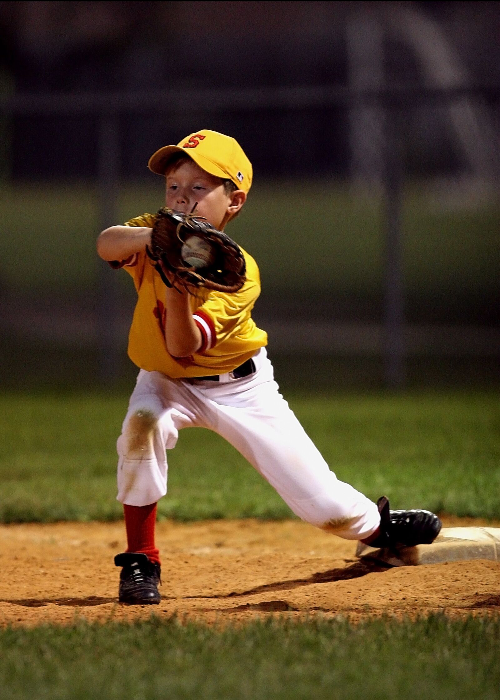 Canon EOS 20D sample photo. Baseball, catch, little league photography