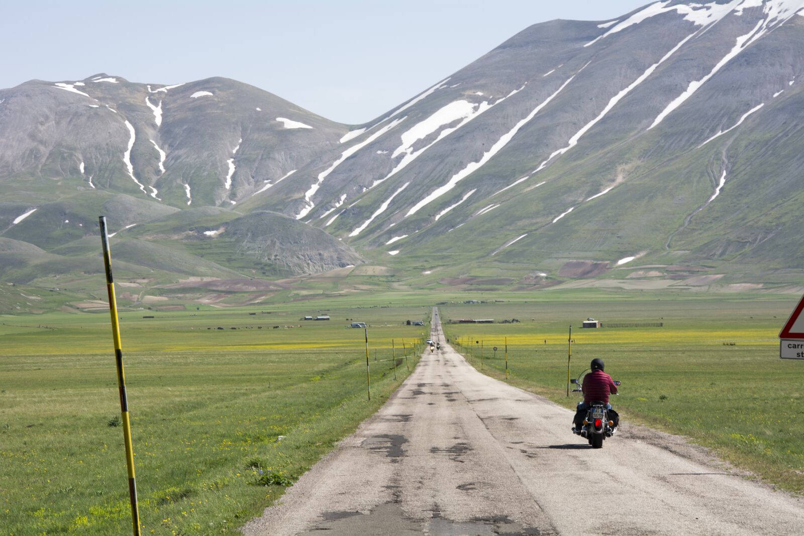 Nikon D7100 sample photo. Nature, straight road, valley photography