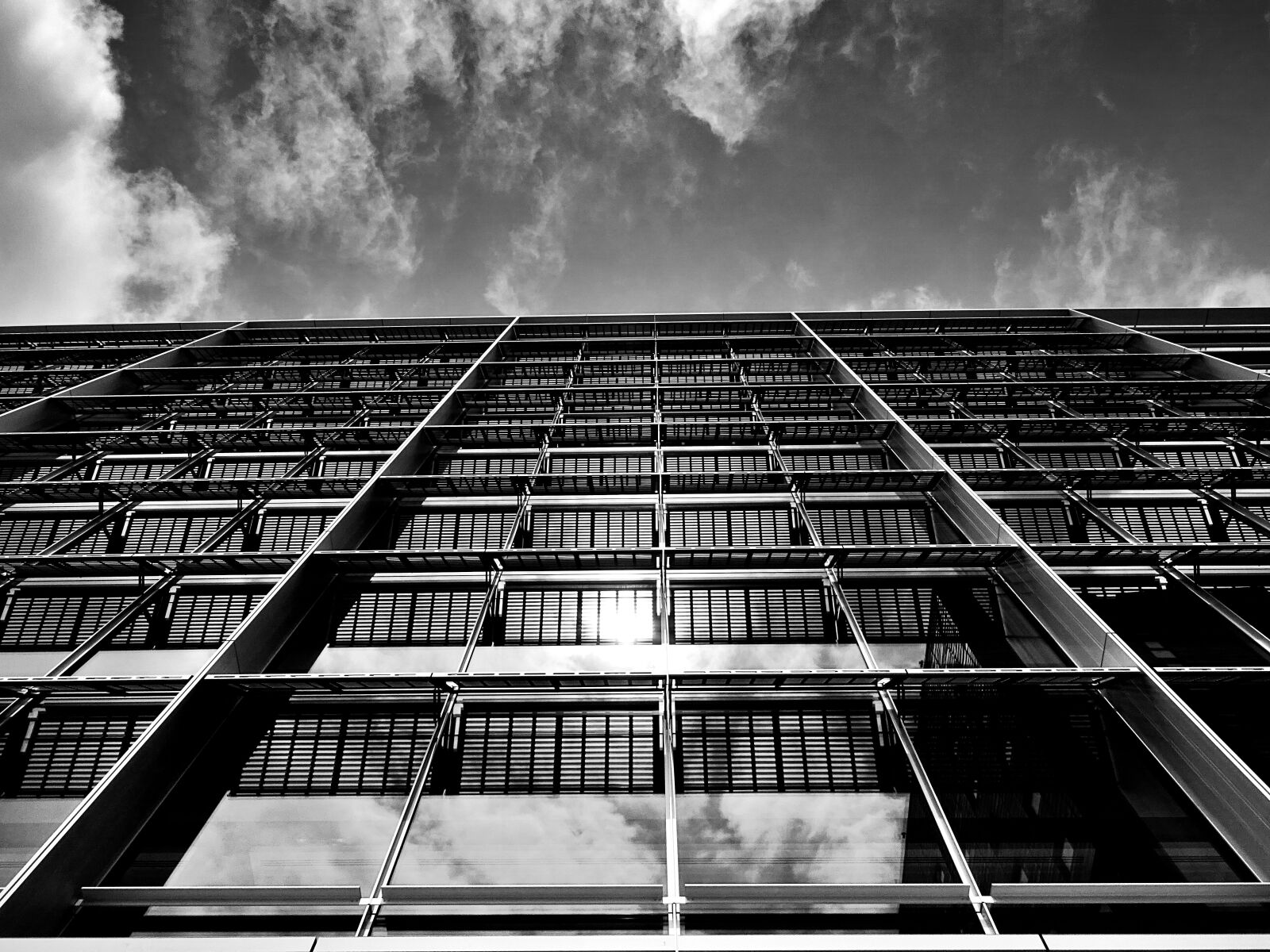 Sony DSC-HX60 sample photo. Architecture, black, and, white photography