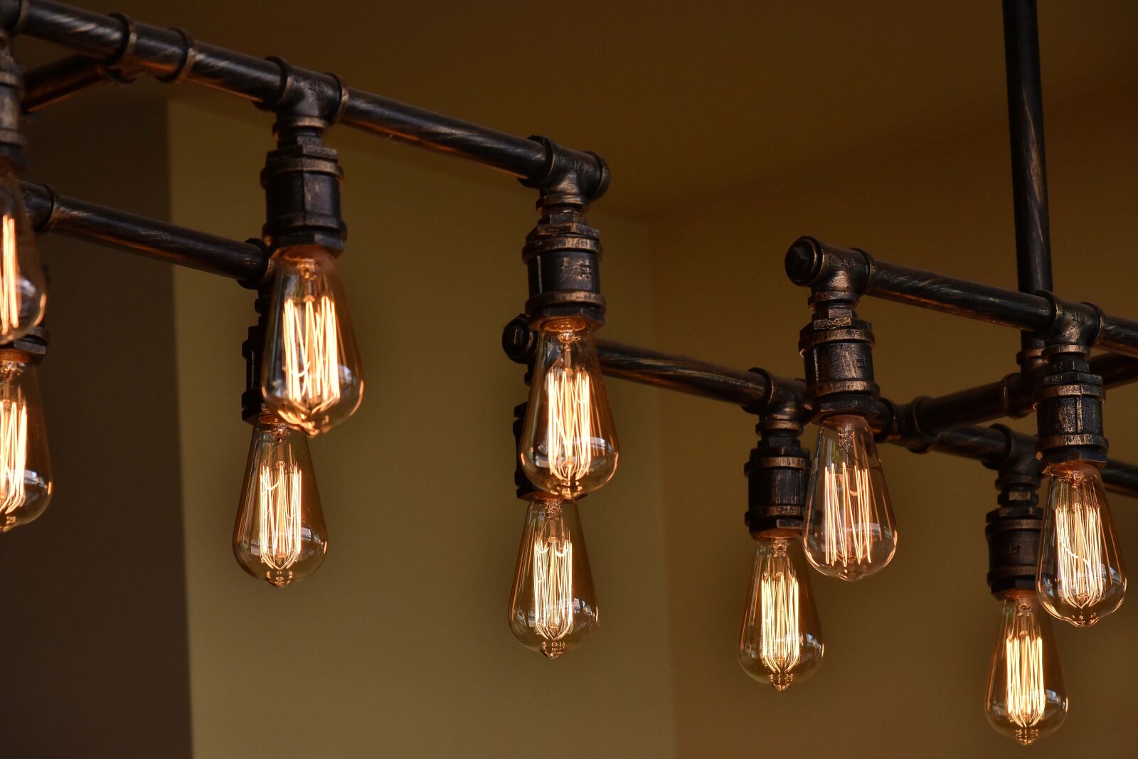 Nikon D5500 sample photo. Chandelier, contemporary, hanging, light photography