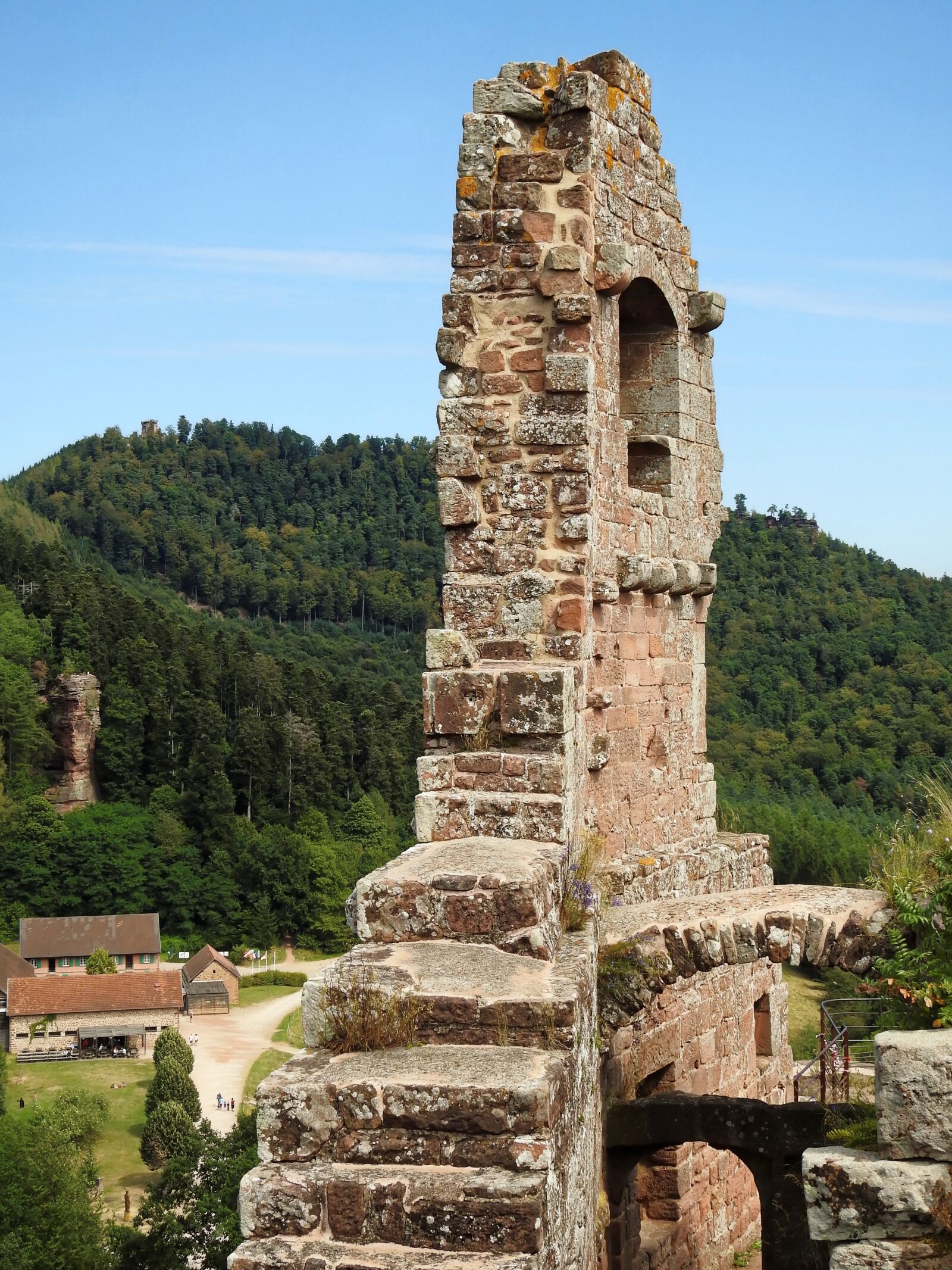 Nikon Coolpix P900 sample photo. Castle, ruin, middle ages photography