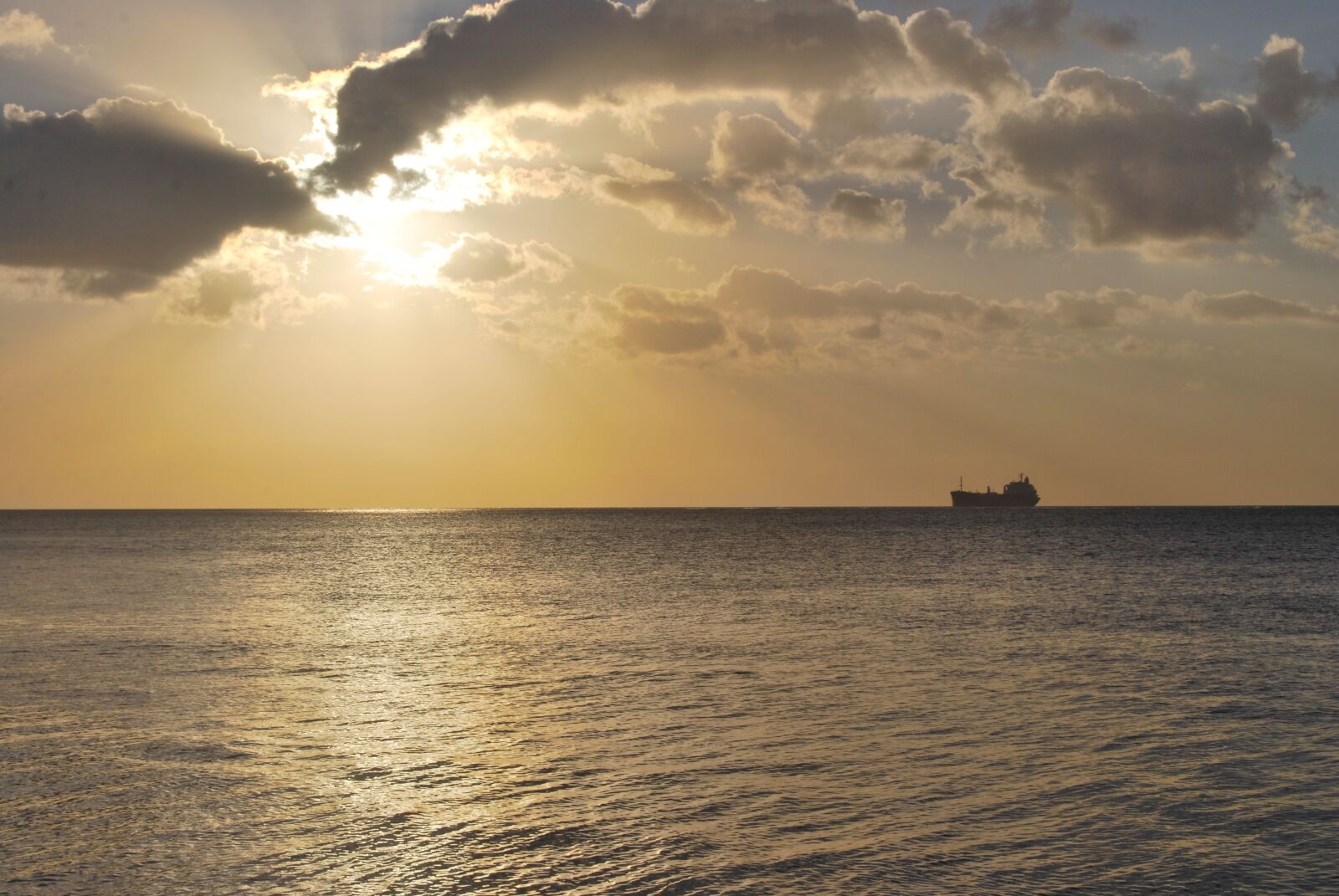Nikon D60 sample photo. Boat, sunset, sea photography