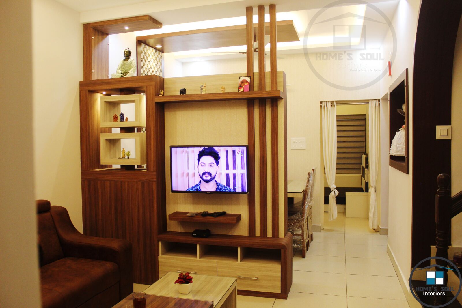 Canon EOS 1300D (EOS Rebel T6 / EOS Kiss X80) sample photo. Tv unit, wooden shade photography