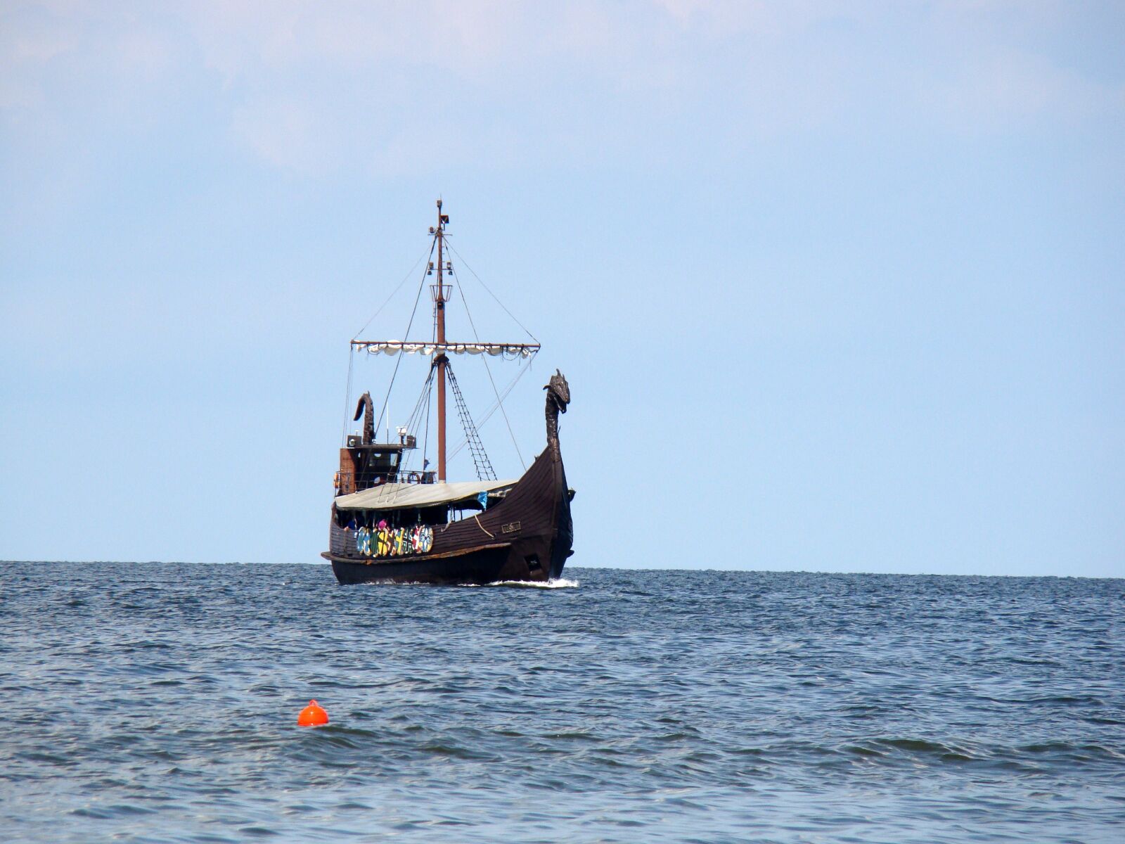 Sony Cyber-shot DSC-H50 sample photo. Ship, sea, boat photography
