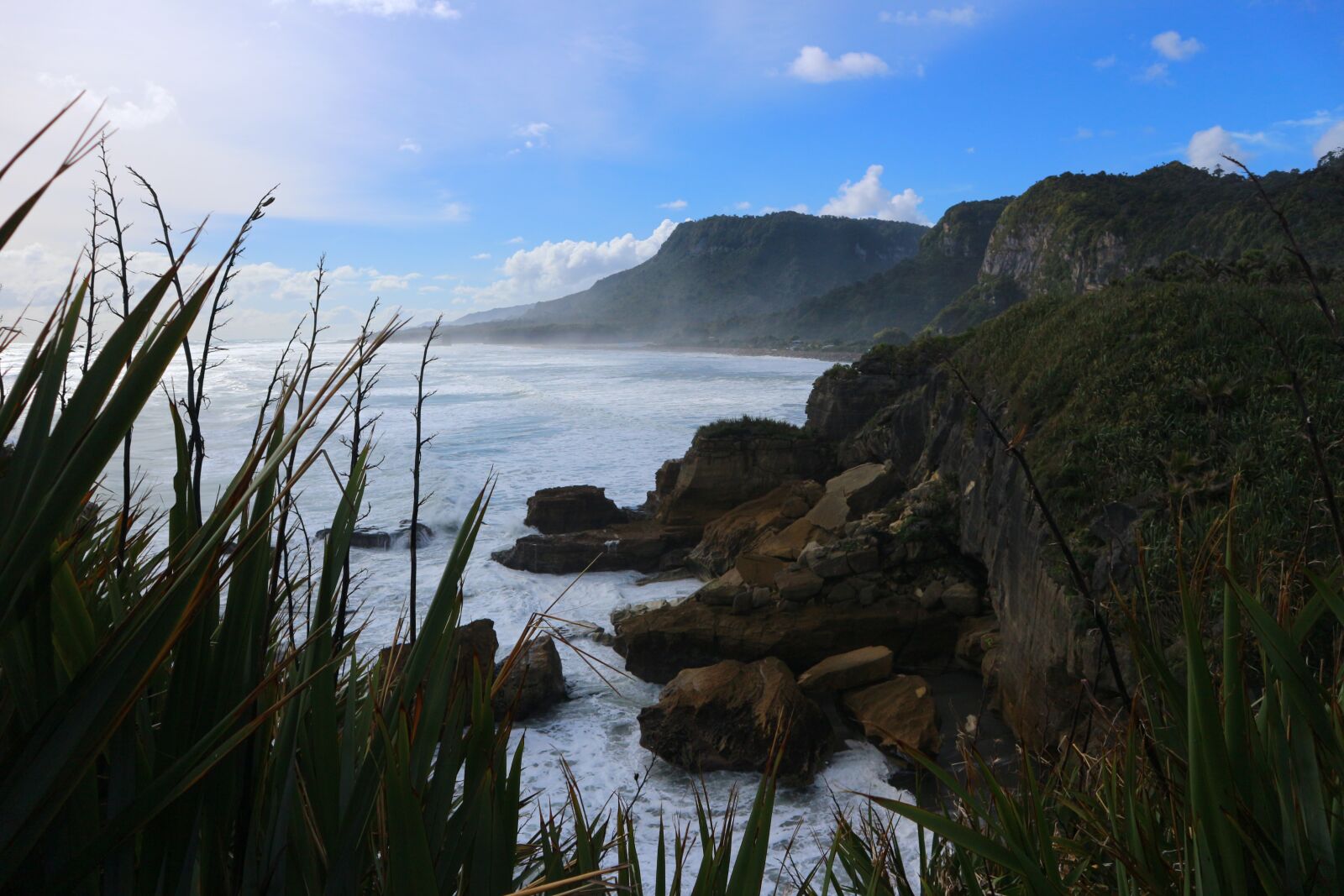 Canon EOS M10 sample photo. Coast, sea, water photography