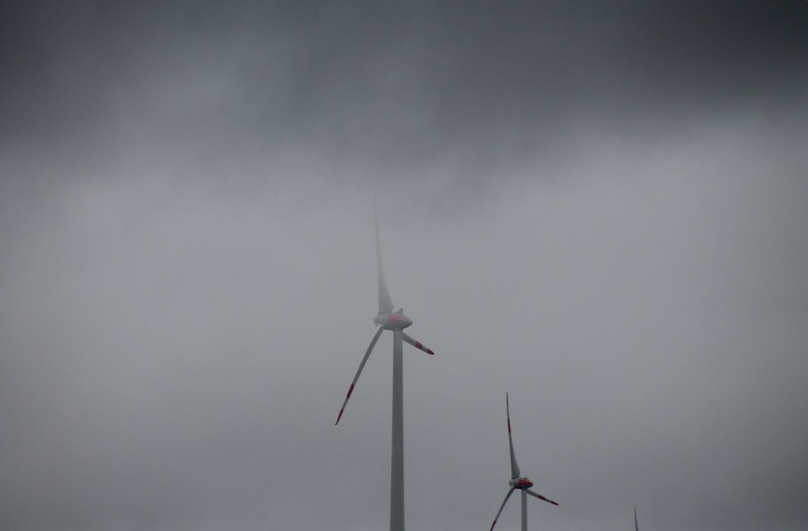 Canon EOS 1100D (EOS Rebel T3 / EOS Kiss X50) sample photo. Wind, forward, wind park photography
