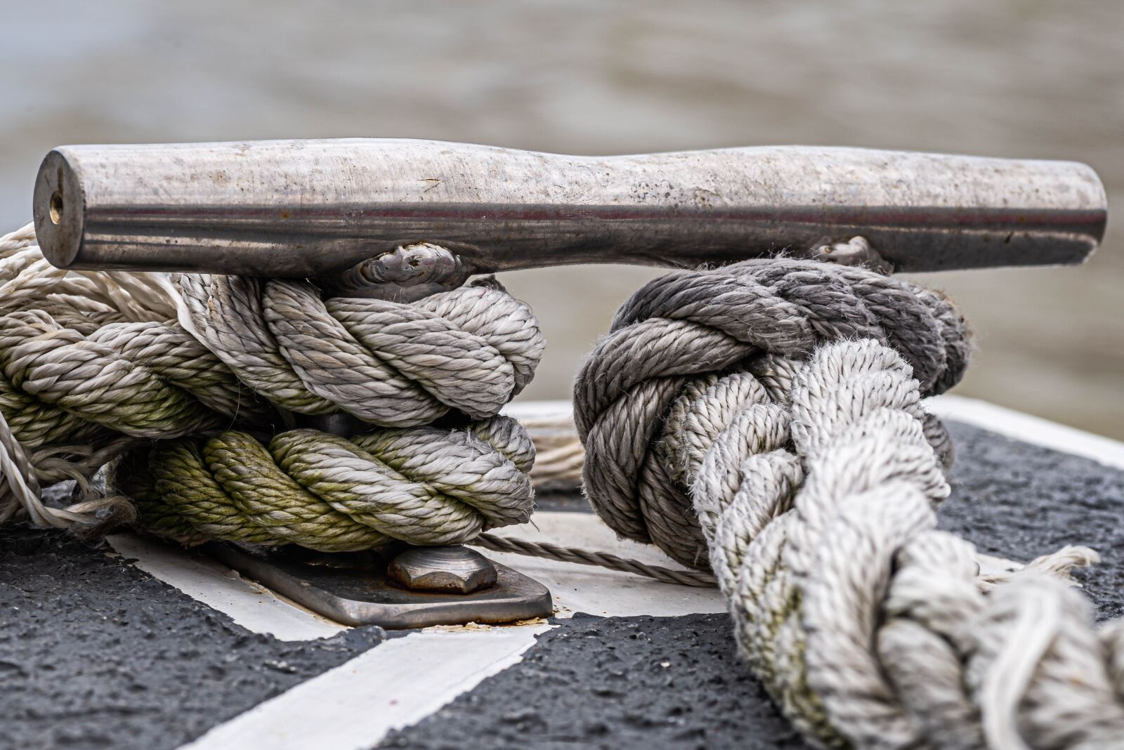 Tamron SP 90mm F2.8 Di VC USD 1:1 Macro sample photo. Nautical, rope, sailing photography