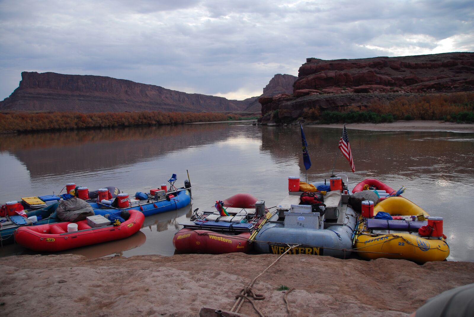 Nikon D200 sample photo. Utah, rafting, camping photography
