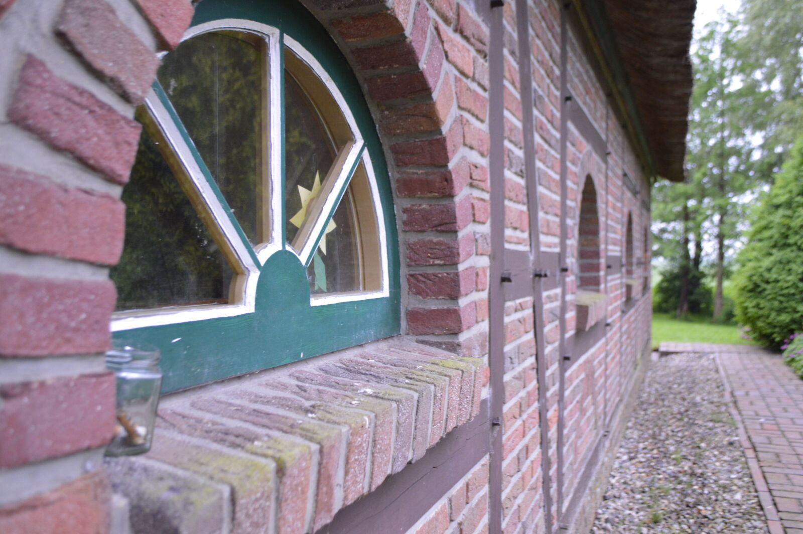 Nikon D3200 sample photo. Building, path, wall, windows photography