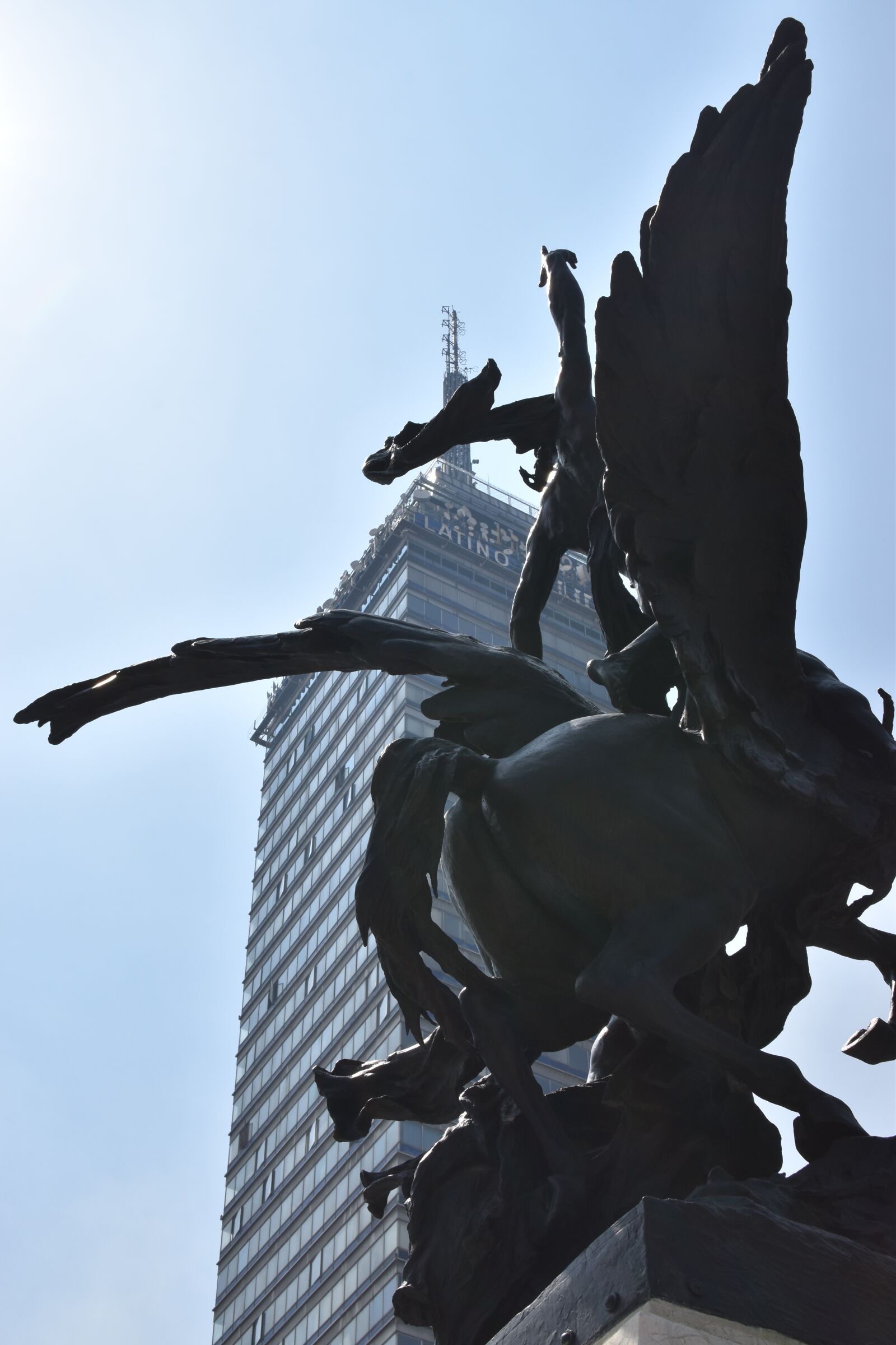 Nikon D5600 sample photo. Mexico, monument, horse photography