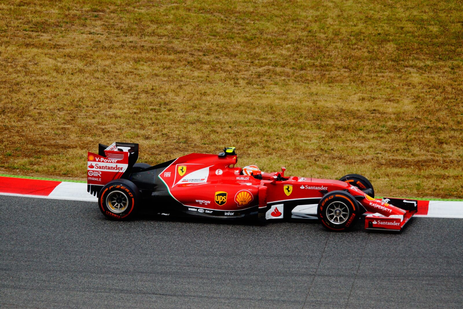 Sony SLT-A77 sample photo. Car racing, barcelona, formula 1 photography