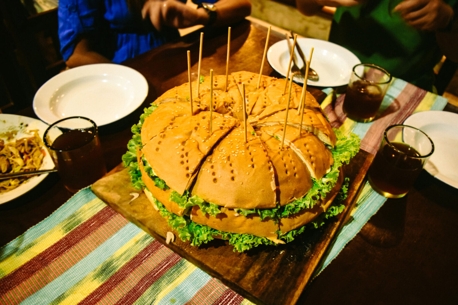 Nikon D5300 sample photo. Big, burger, burger photography