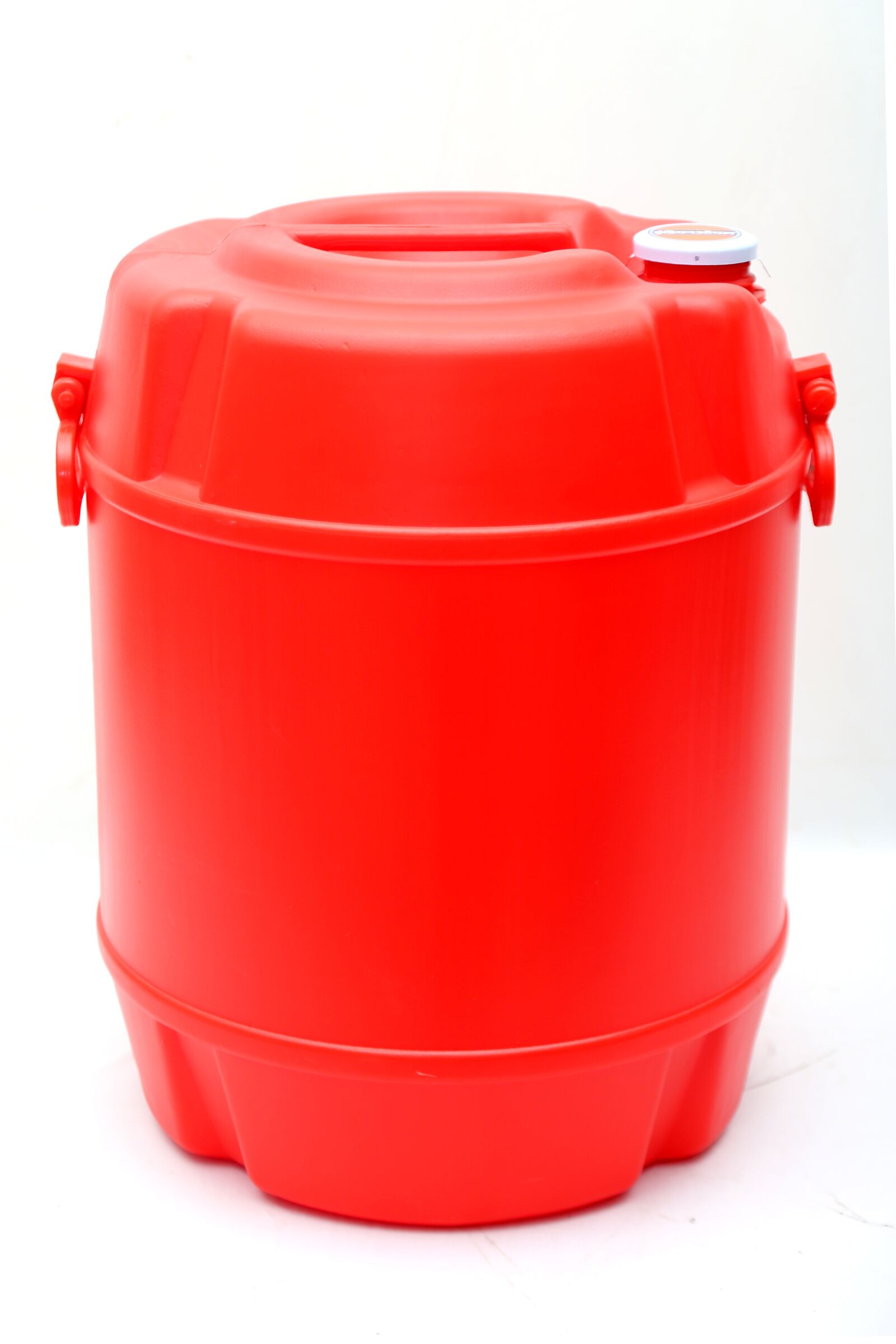 Canon EOS 6D + Canon EF 24-105mm F4L IS USM sample photo. Drum, cylinder, container photography