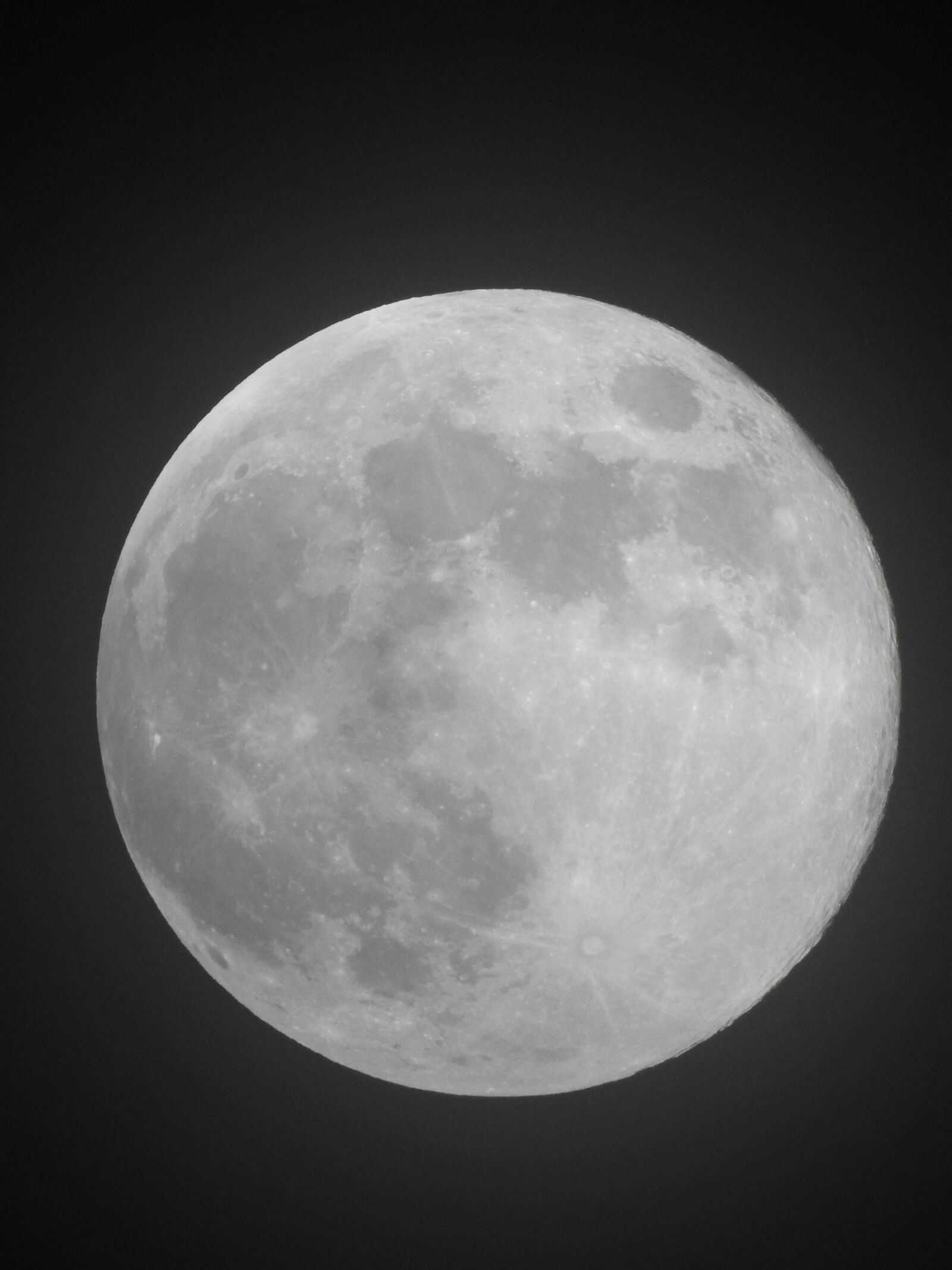 Nikon Coolpix P900 sample photo. Moon, full, lunar photography