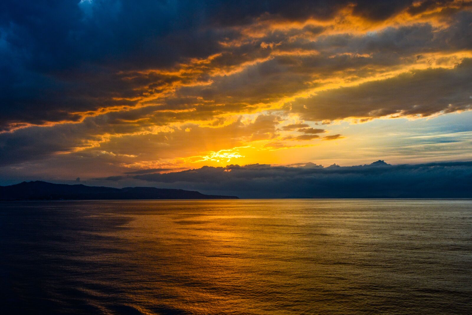 Nikon D5200 sample photo. Sunset, italy, sky photography