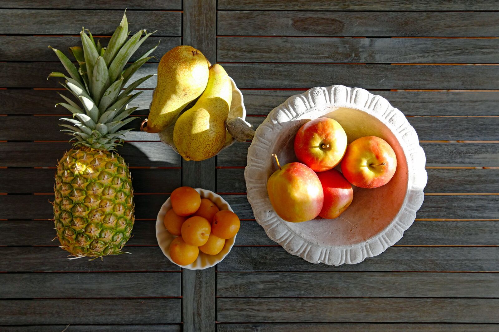 Vario-Elmar TL 1:3.5-5.6 / 18-56 ASPH. sample photo. Fruit, still life, pineapple photography