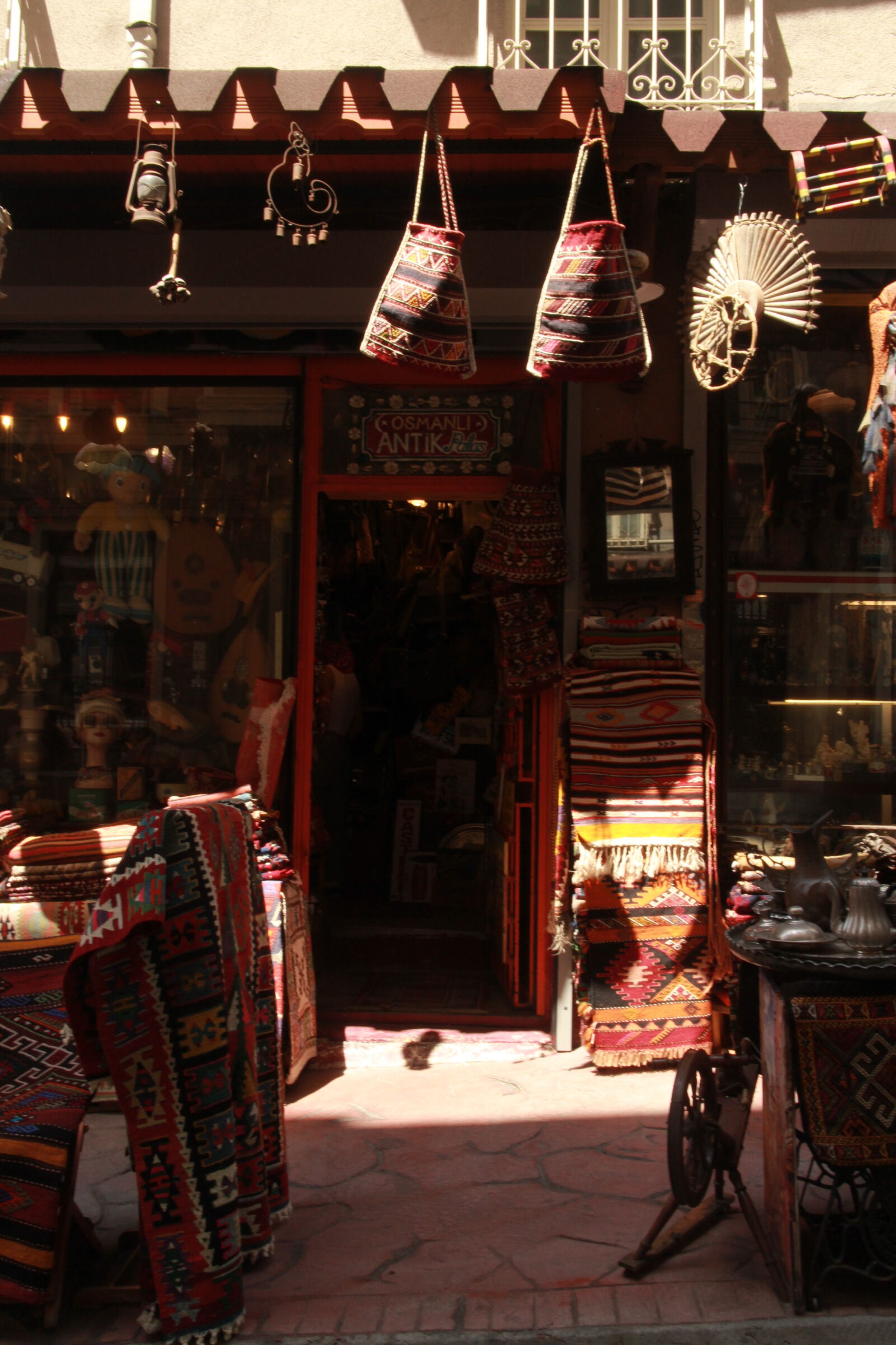 Canon EOS M sample photo