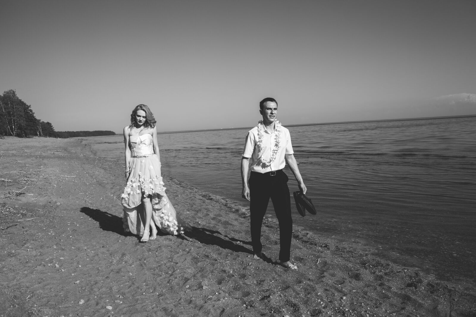 Canon EOS 5D Mark III + Canon EF 35mm F2 sample photo. Wedding, marriage, wife photography