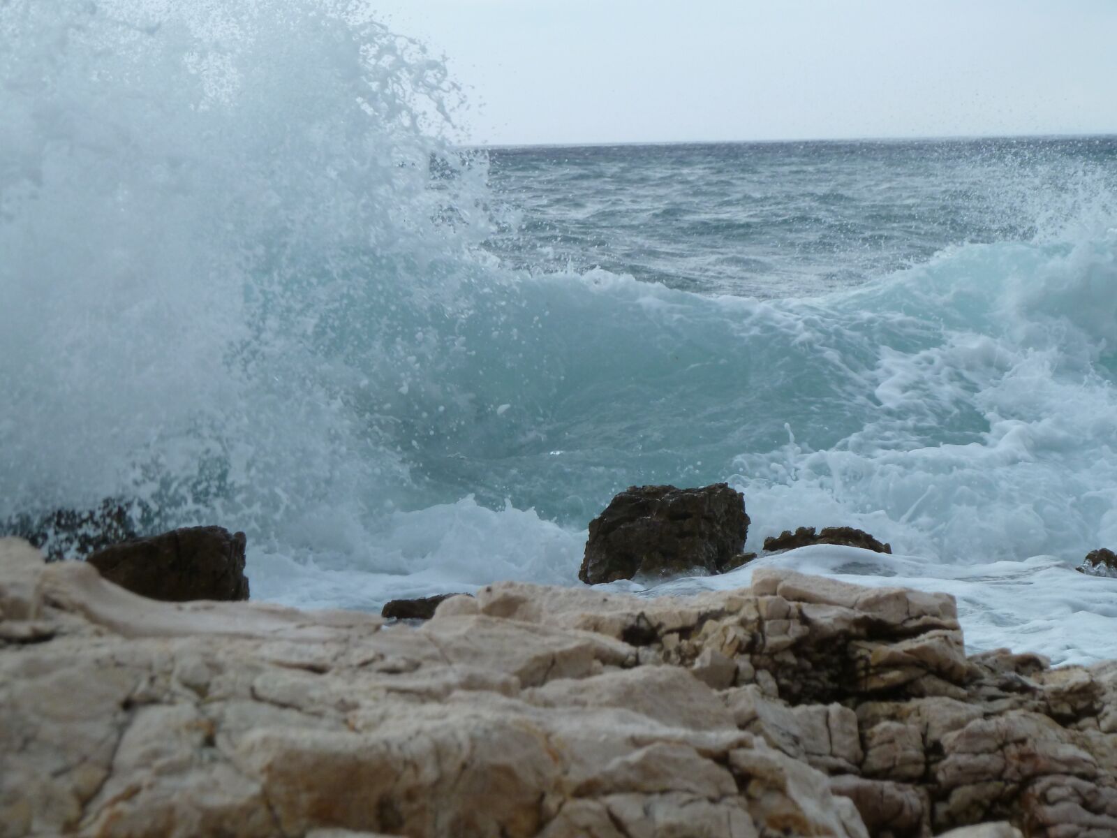 Panasonic Lumix DMC-ZS7 (Lumix DMC-TZ10) sample photo. Ocean, holiday, water photography