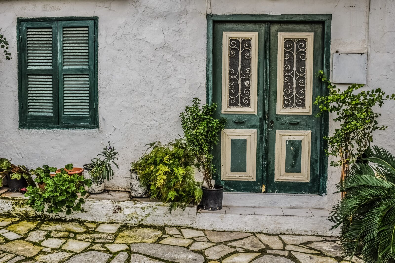 Nikon D3300 sample photo. House, backstreet, architecture photography