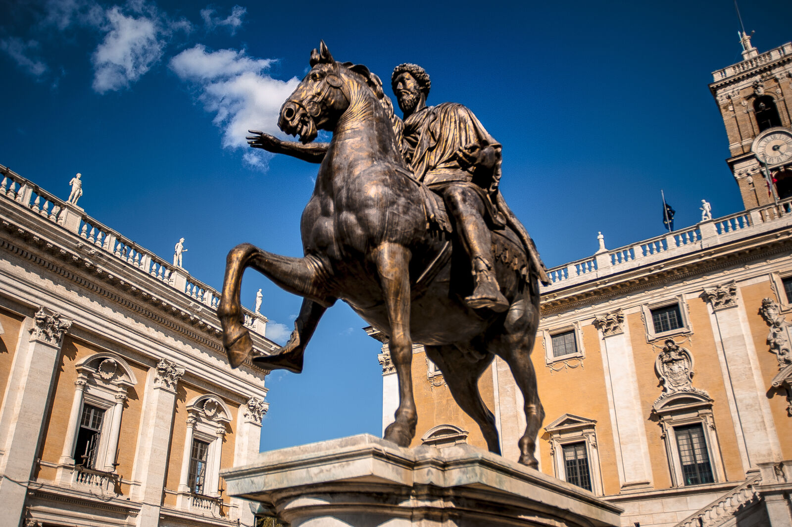 Nikon D700 sample photo. Bronze, bronze, statue, campidoglio photography
