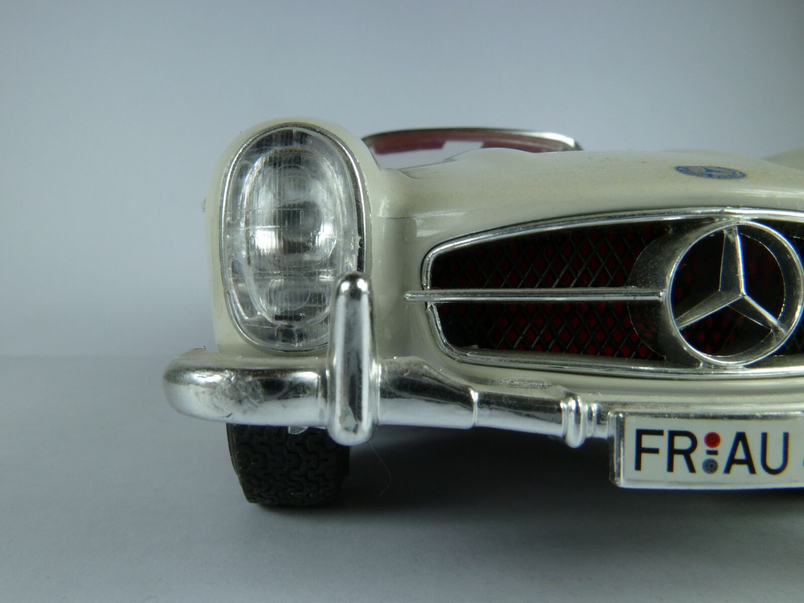 Panasonic Lumix DMC-ZS7 (Lumix DMC-TZ10) sample photo. Mercedes, 300 sl, cabrio photography
