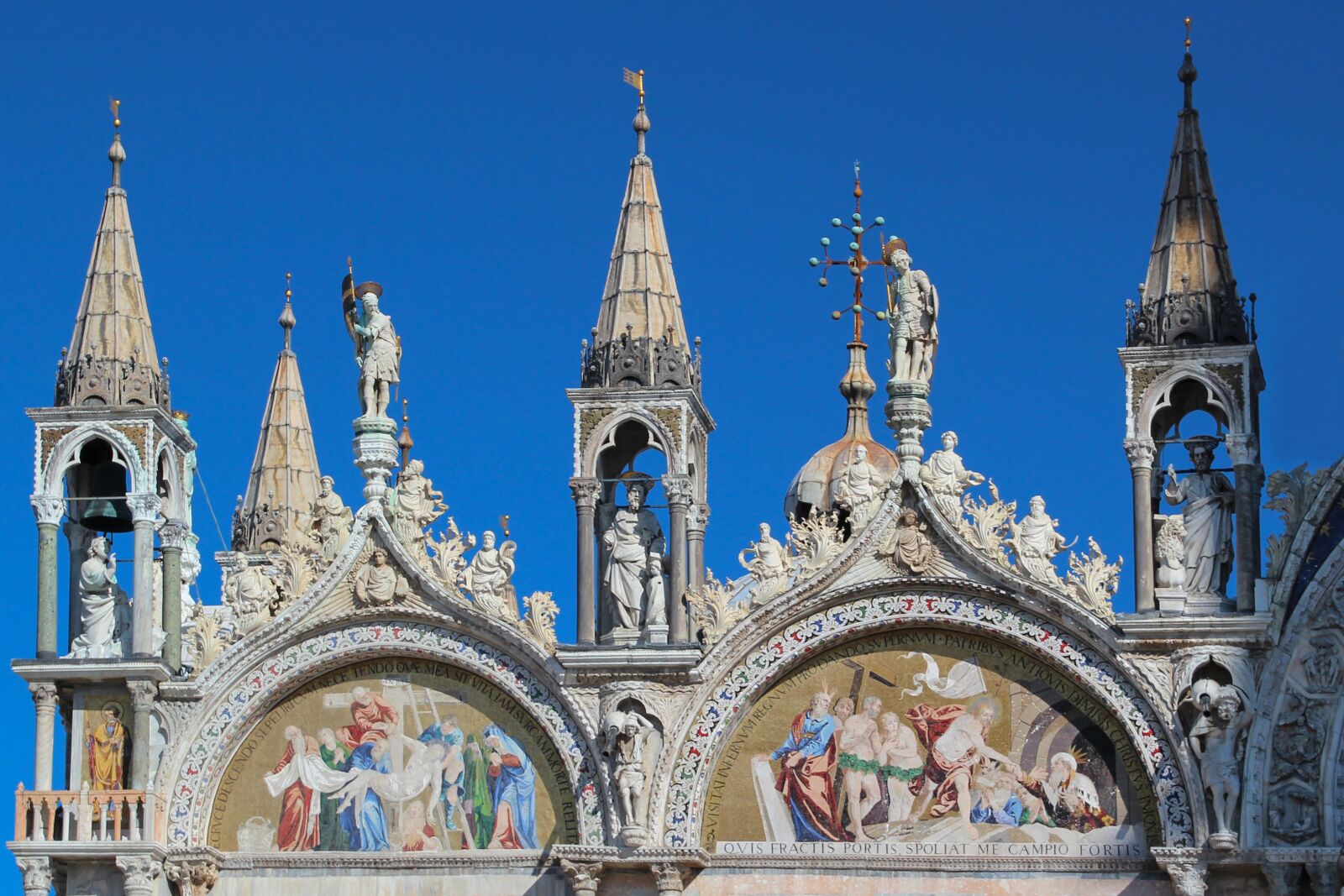 Canon EOS 600D (Rebel EOS T3i / EOS Kiss X5) sample photo. Architecture, building, venice photography