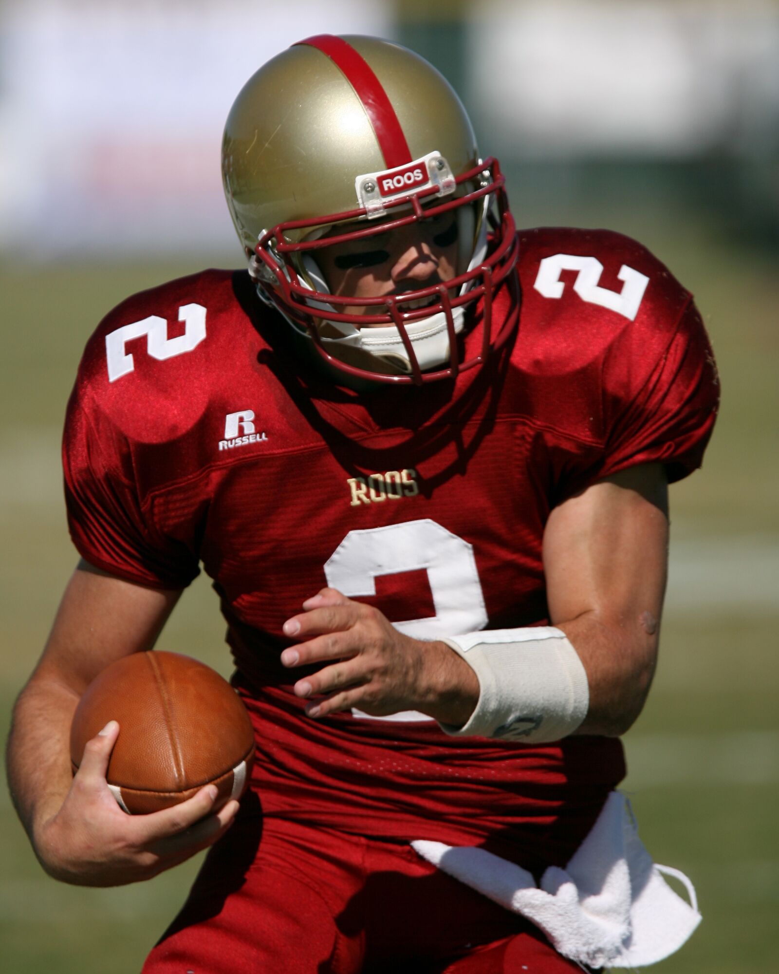Canon EOS-1D Mark II N sample photo. Quarterback, american football, college photography