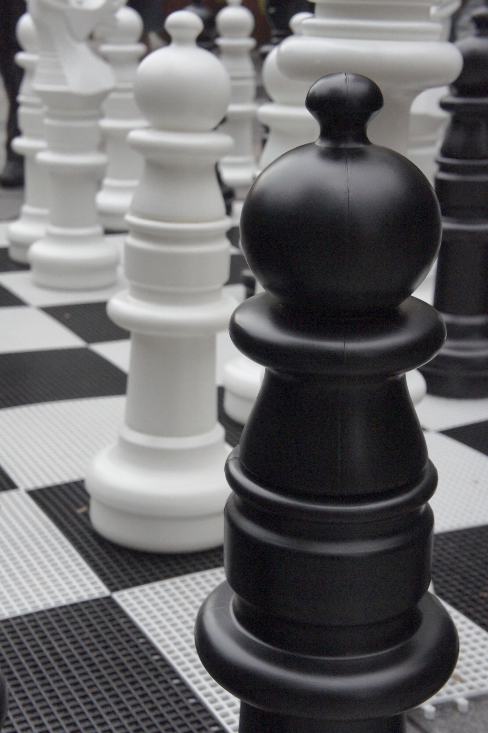 Sony E 18-55mm F3.5-5.6 OSS sample photo. Black, white, chess, chessboard photography