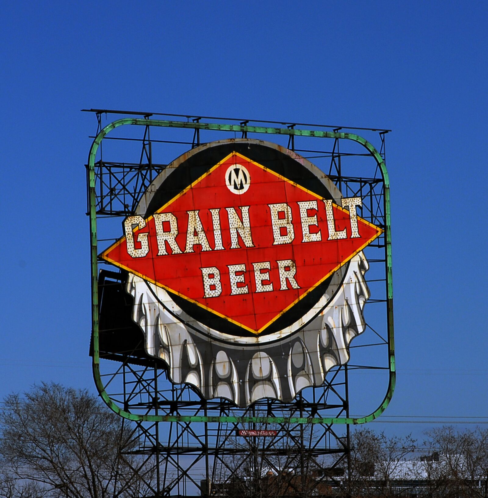 Nikon D200 sample photo. Minneapolis, north loop, grain photography