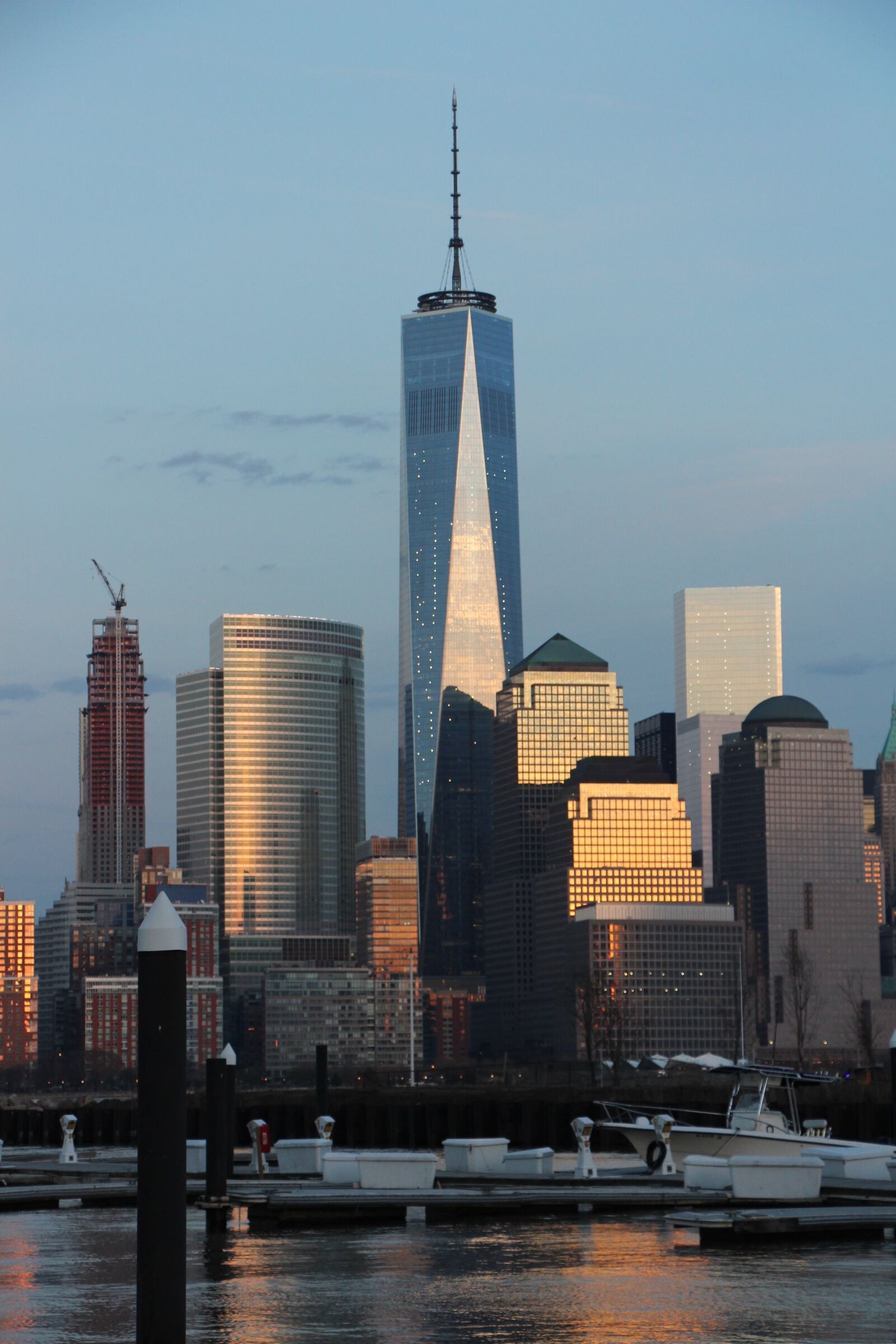 Canon EOS 700D (EOS Rebel T5i / EOS Kiss X7i) sample photo. Manhattan, tower, new photography