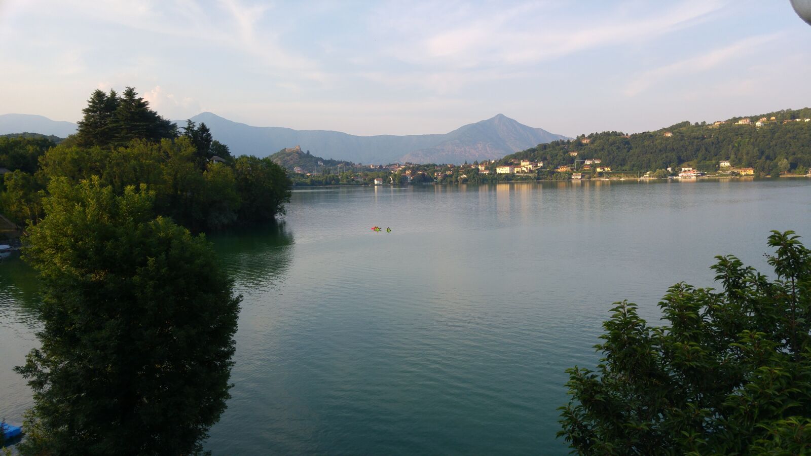 LG G4 sample photo. Avigliana, more, twilight photography