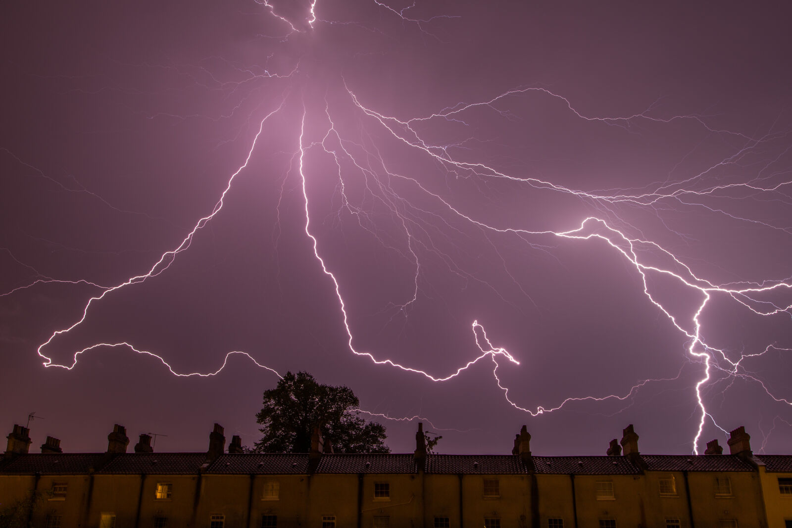 Canon EF 24-105mm F4L IS USM sample photo. City, weather, thunderstorm, electricity photography