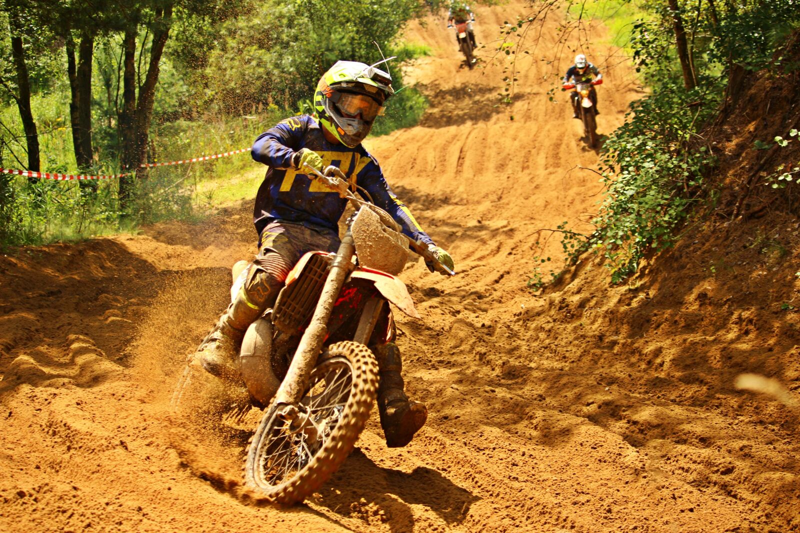 Canon EOS 100D (EOS Rebel SL1 / EOS Kiss X7) sample photo. Motocross, enduro, motocross ride photography