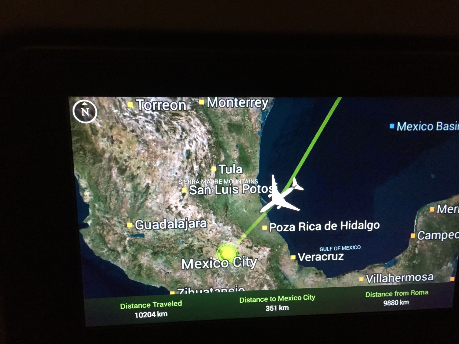 Apple iPhone 6 sample photo. Aterrizando, tierra, vuelo photography