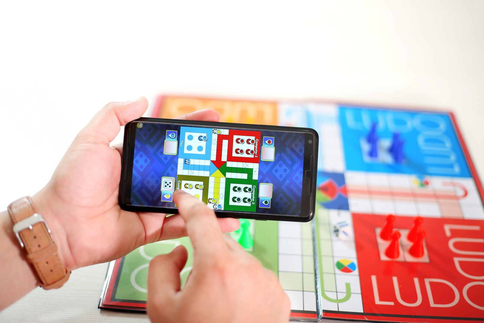 Canon EF 50mm F1.8 STM sample photo. Game, board, isolated photography