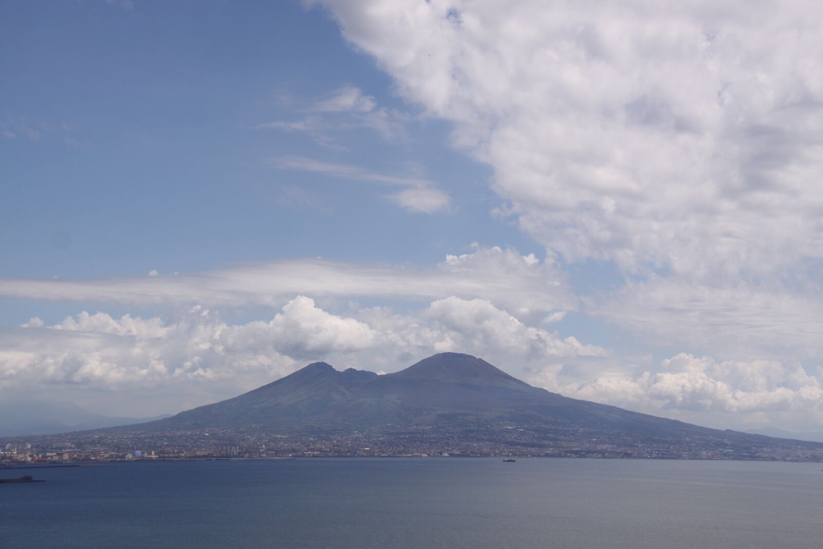Canon EOS 50D sample photo. Vesuvius, volcano, destinations photography