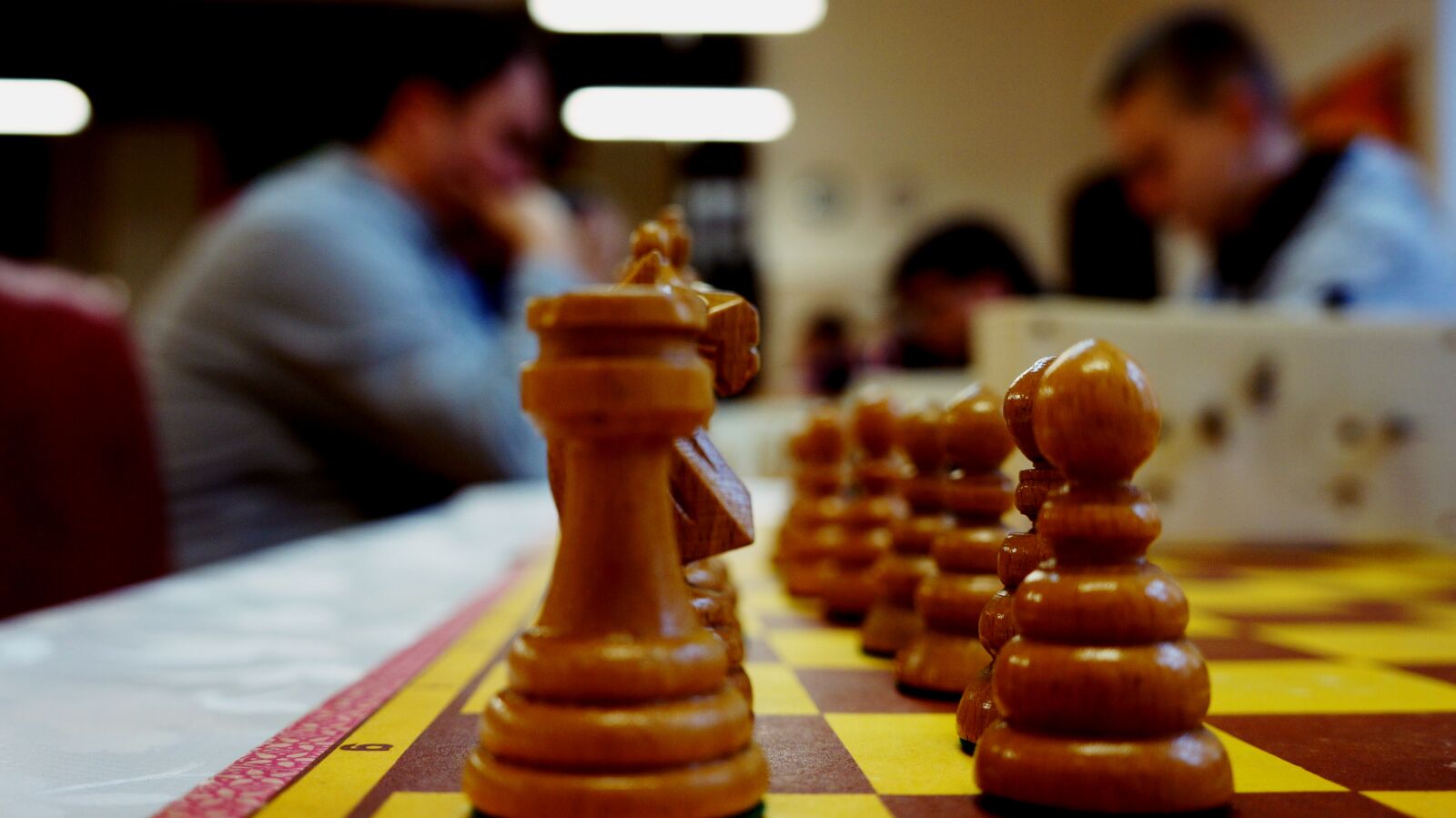 Sony E 18-55mm F3.5-5.6 OSS sample photo. Board, game, challenge, champion photography