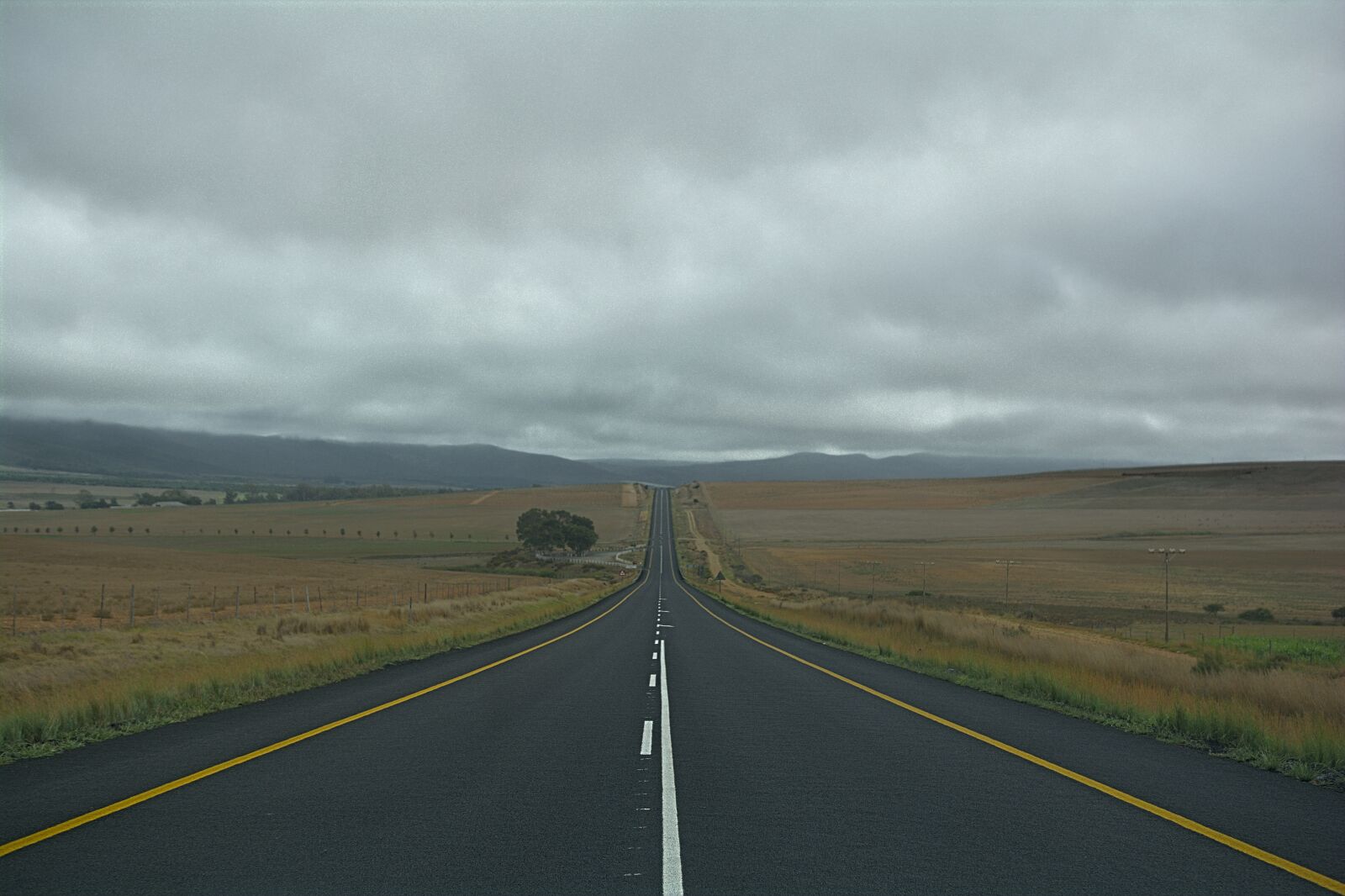 Nikon D5200 sample photo. Road, straight, long photography